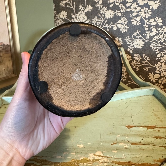 Rustic Vase - Picture 7 of 7